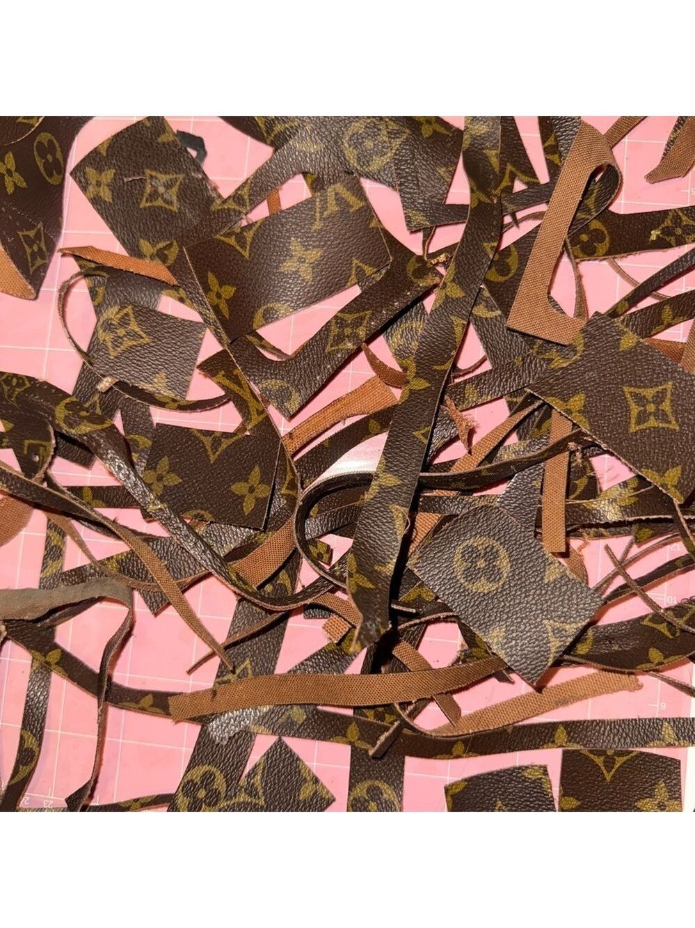 Louis Vuitton Brown Monogram Leather Scrap Pieces bundle 5 - Picture 5 of 11